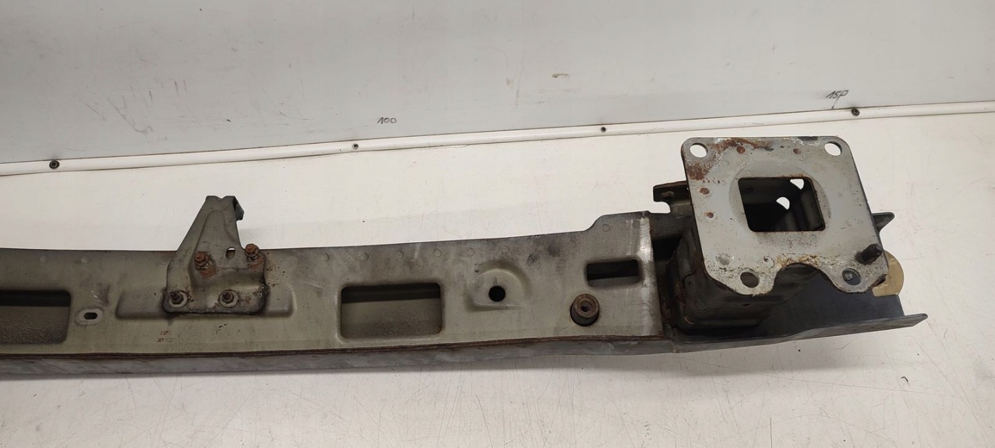 bumper support front front Citroen C6 2,7 HDI