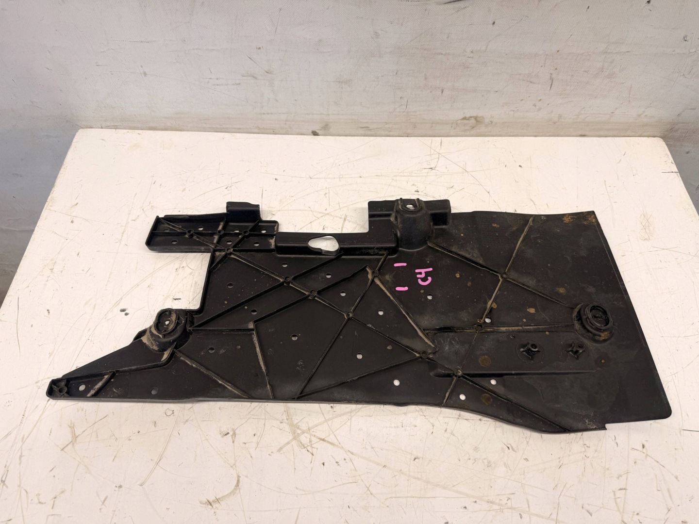 C4 Picasso II Blende Abdeckung abdeckung Unterfahrschutz 9815318580