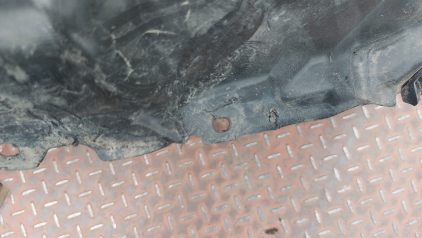mudguard right front TOYOTA COROLLA E21 19- KOMBI