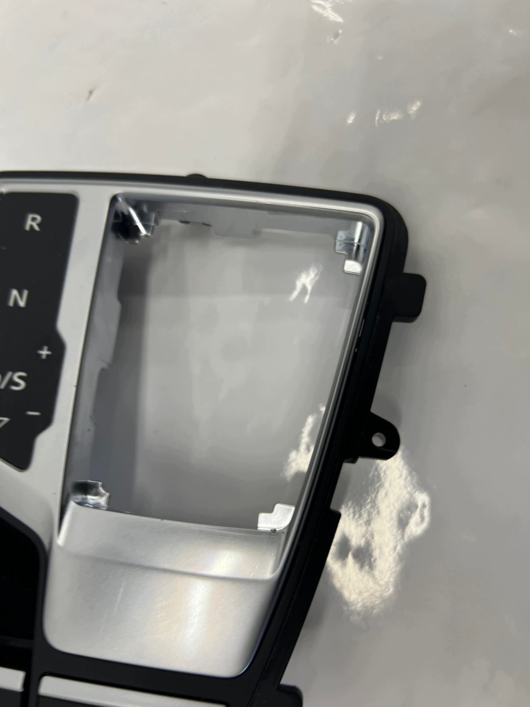 Audi A4 B9 frame TUNELU SRODKOWEGO 8W1713111C ORYG