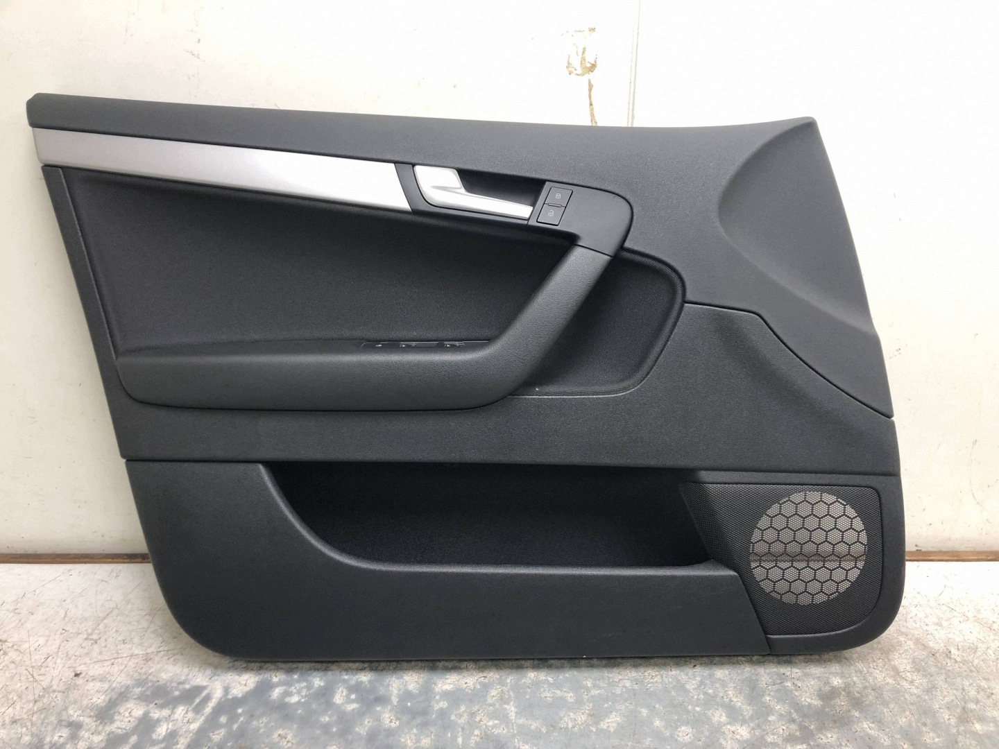 side door left front AUDI A3 8P LIFT 8P4867105