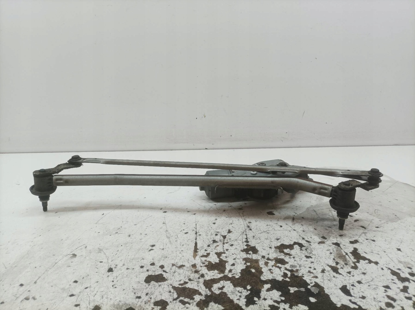 wiper mechanism front EU 8200619512 Dacia Sandero and (2008-2012)