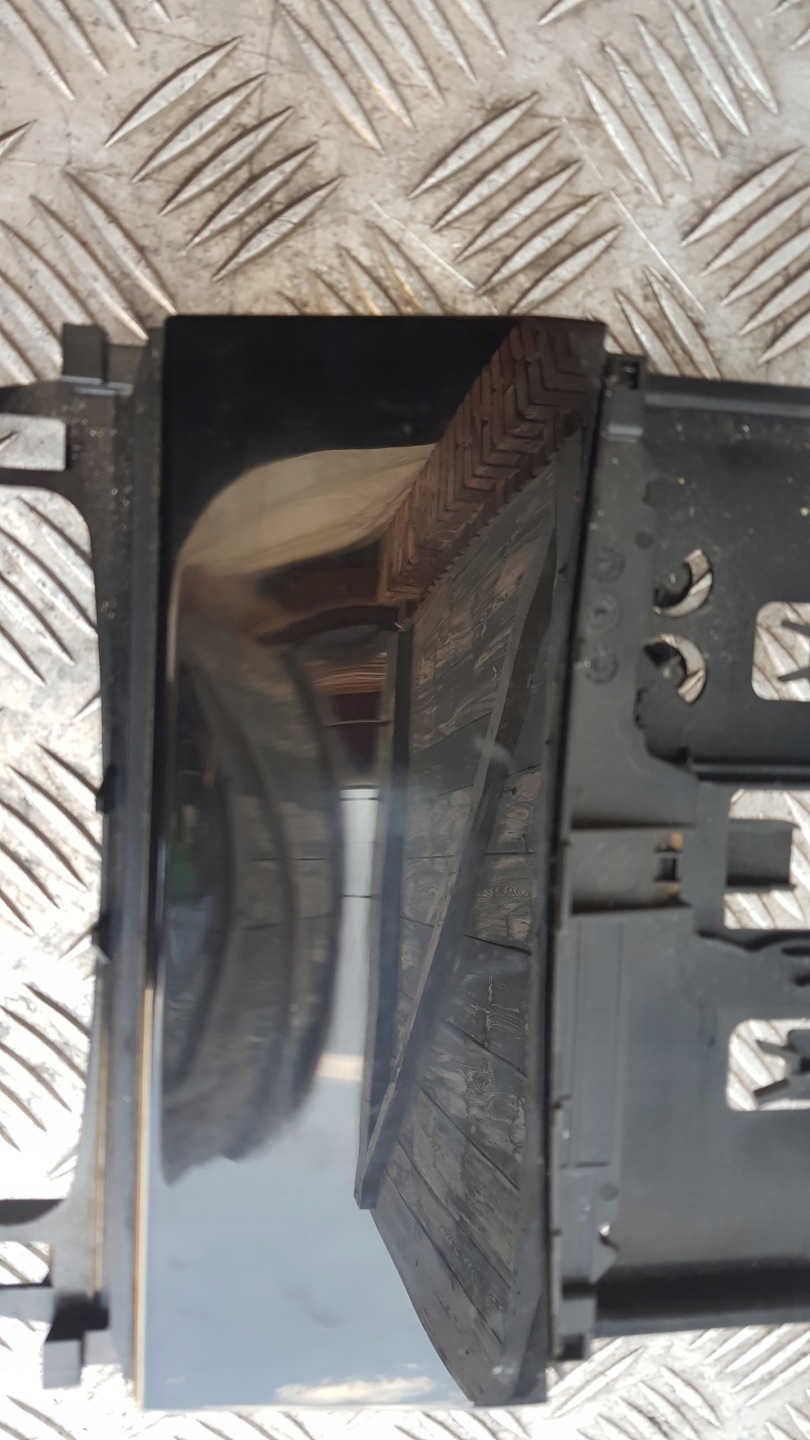 MERCEDES W204 ashtray passenger compartment A2046801350