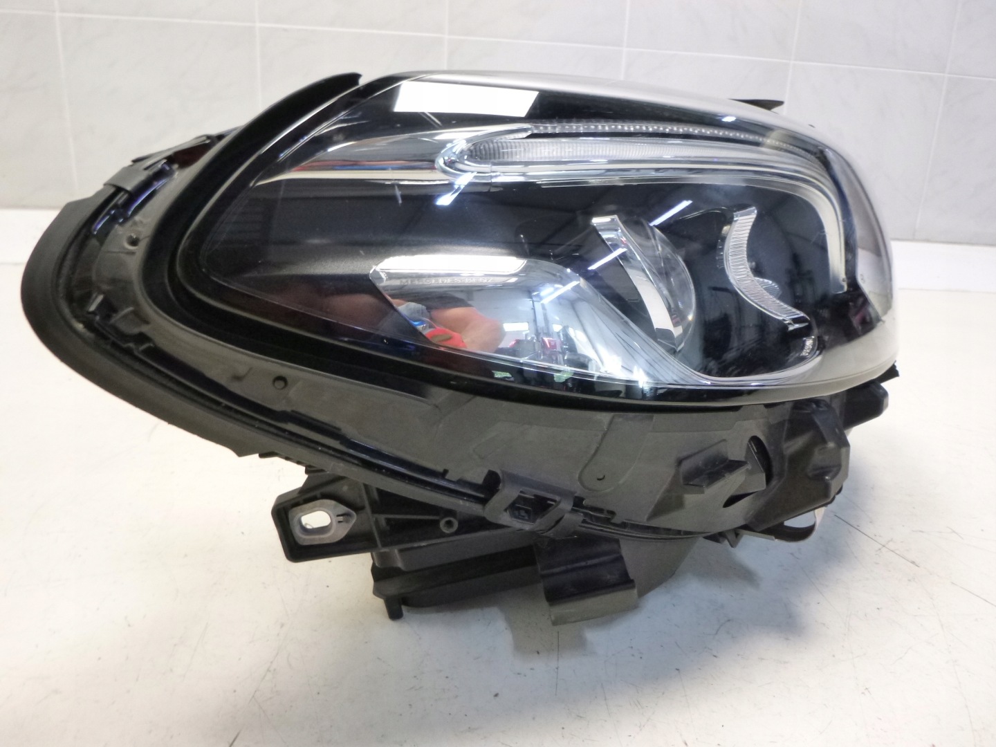 MERCEDES B W246 light front FULL LED right 5 PIN