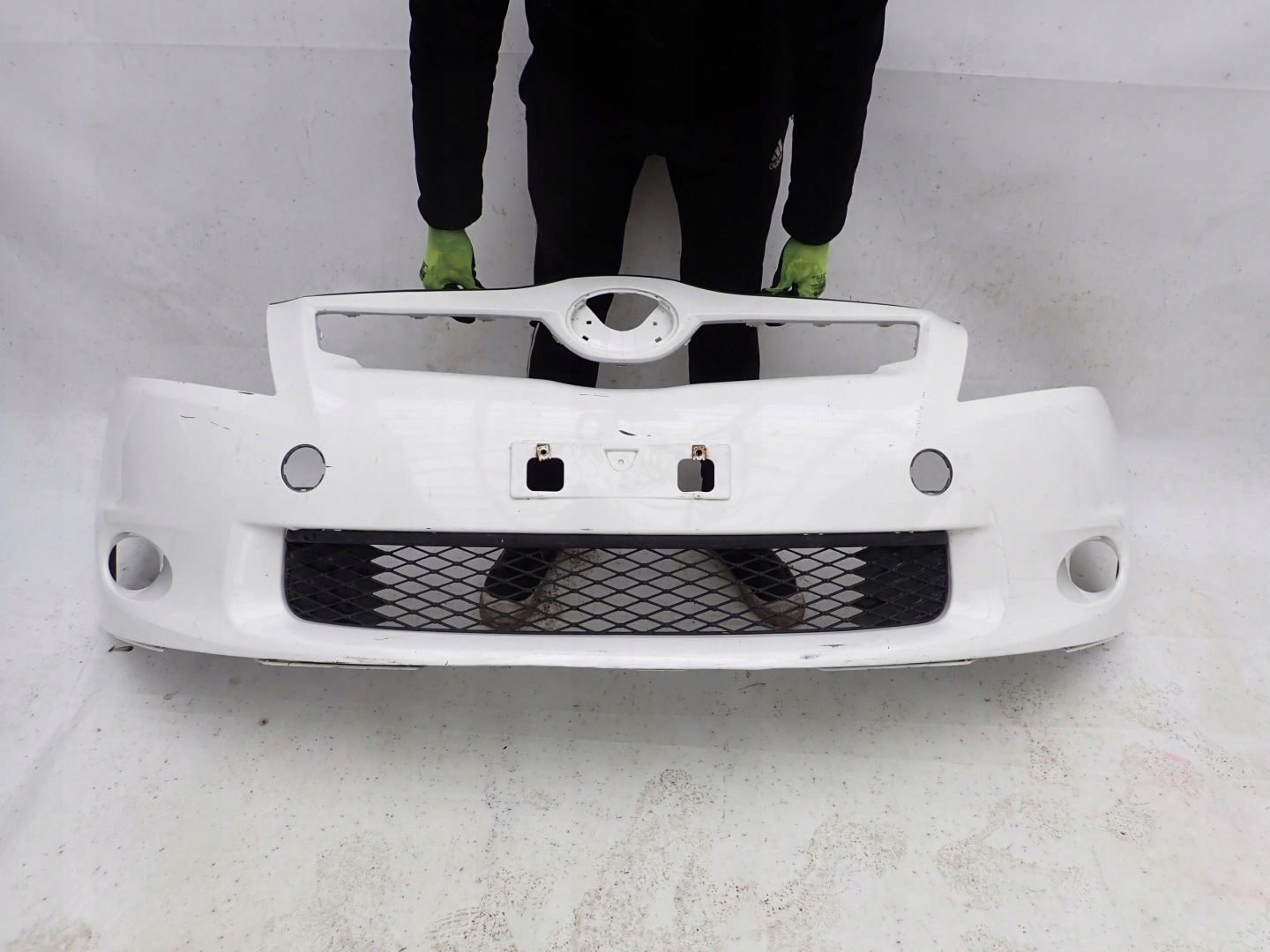 TOYOTA AURIS and LIFT 09- bumper front front