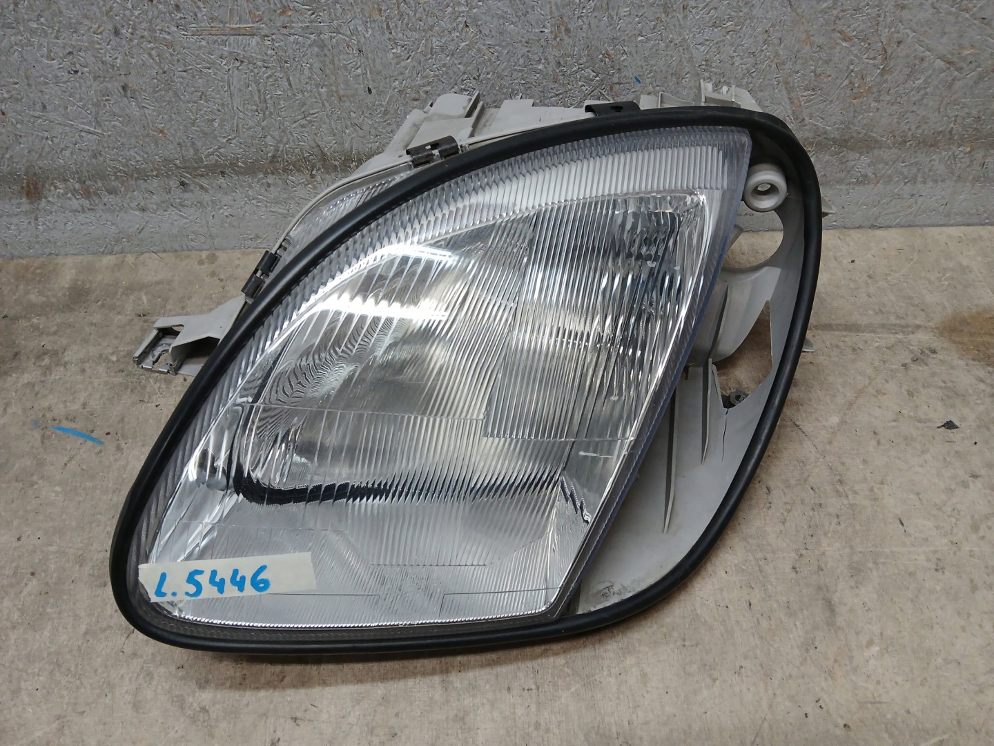 light front left MERCEDES SLK W170 A1708202361