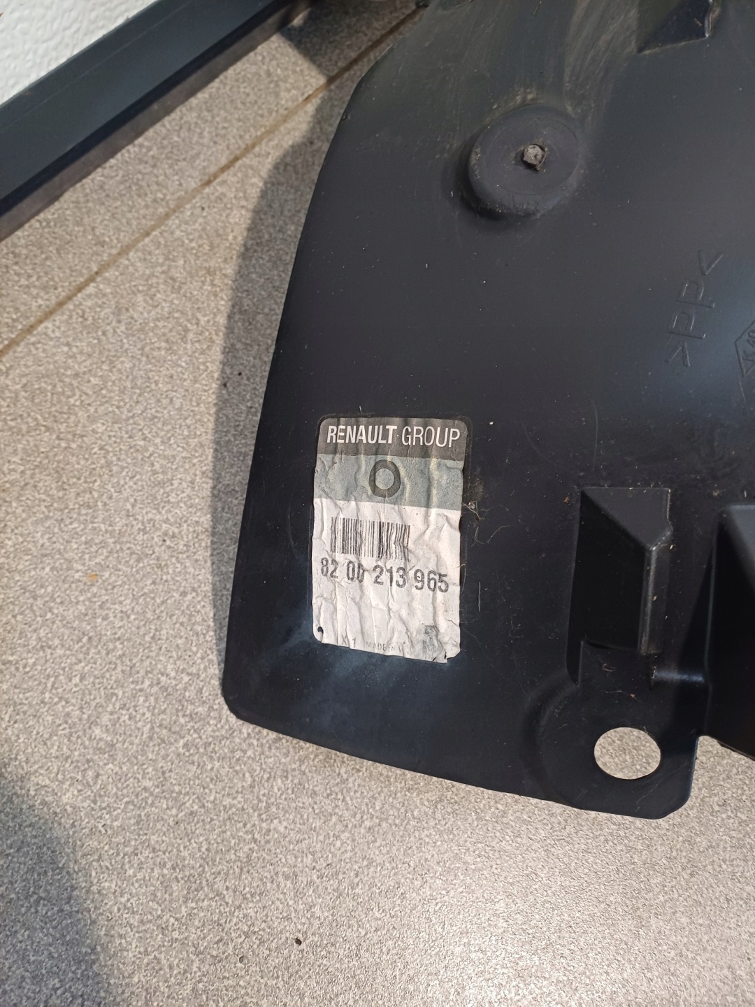 podblatník levý předek přední RENAULT MODUS 8200213965F