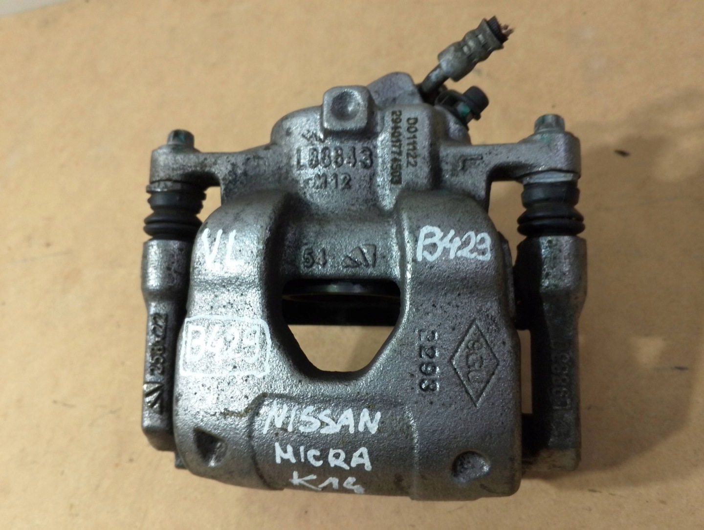 NISSAN MICRA K14 caliper front left front JARZMO L88843 (B429)