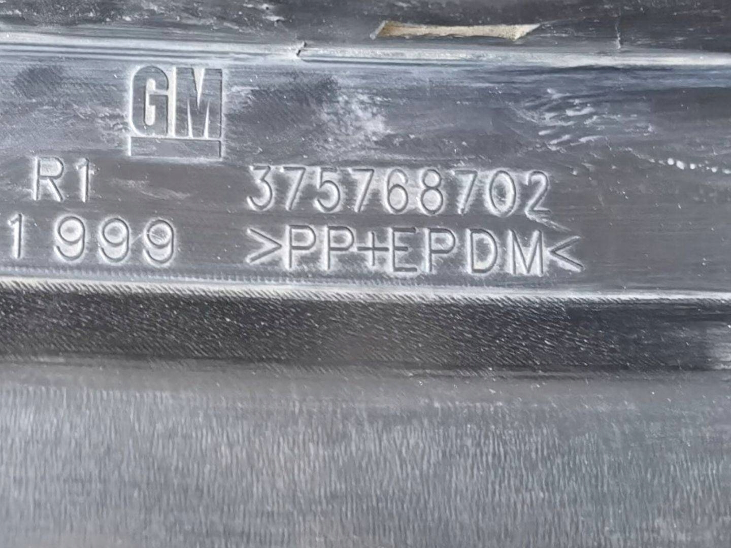 spoiler of a bumper front right side Opel Astra H 2005 13121999