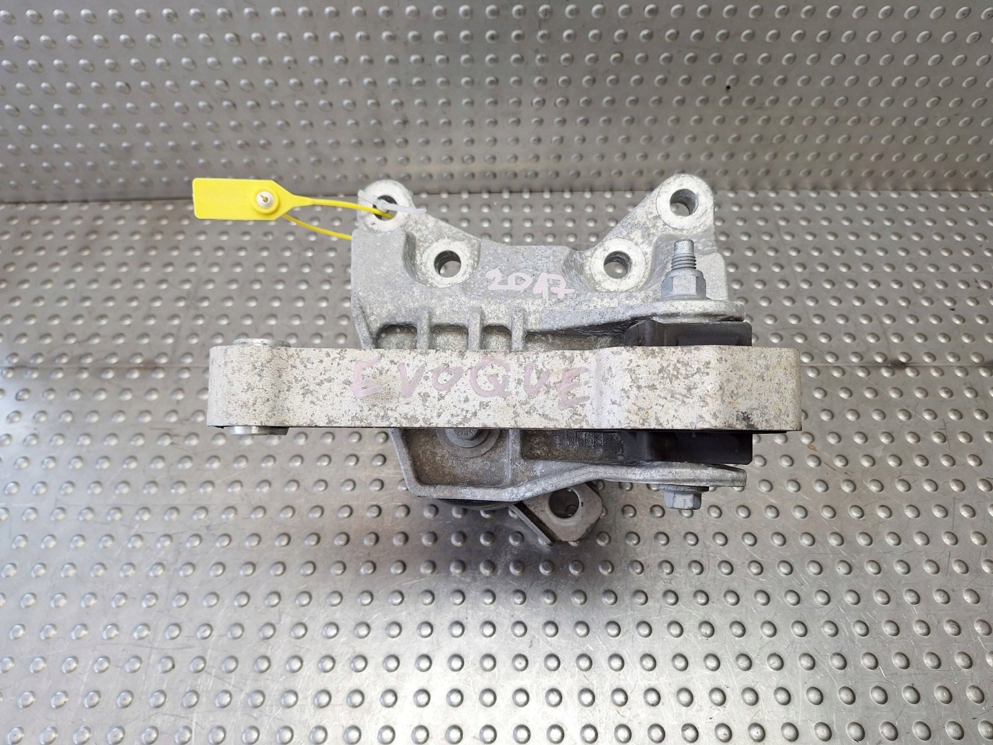 holder engine mount BJ32-6F012-AB LAND ROVER EVOQUE L538