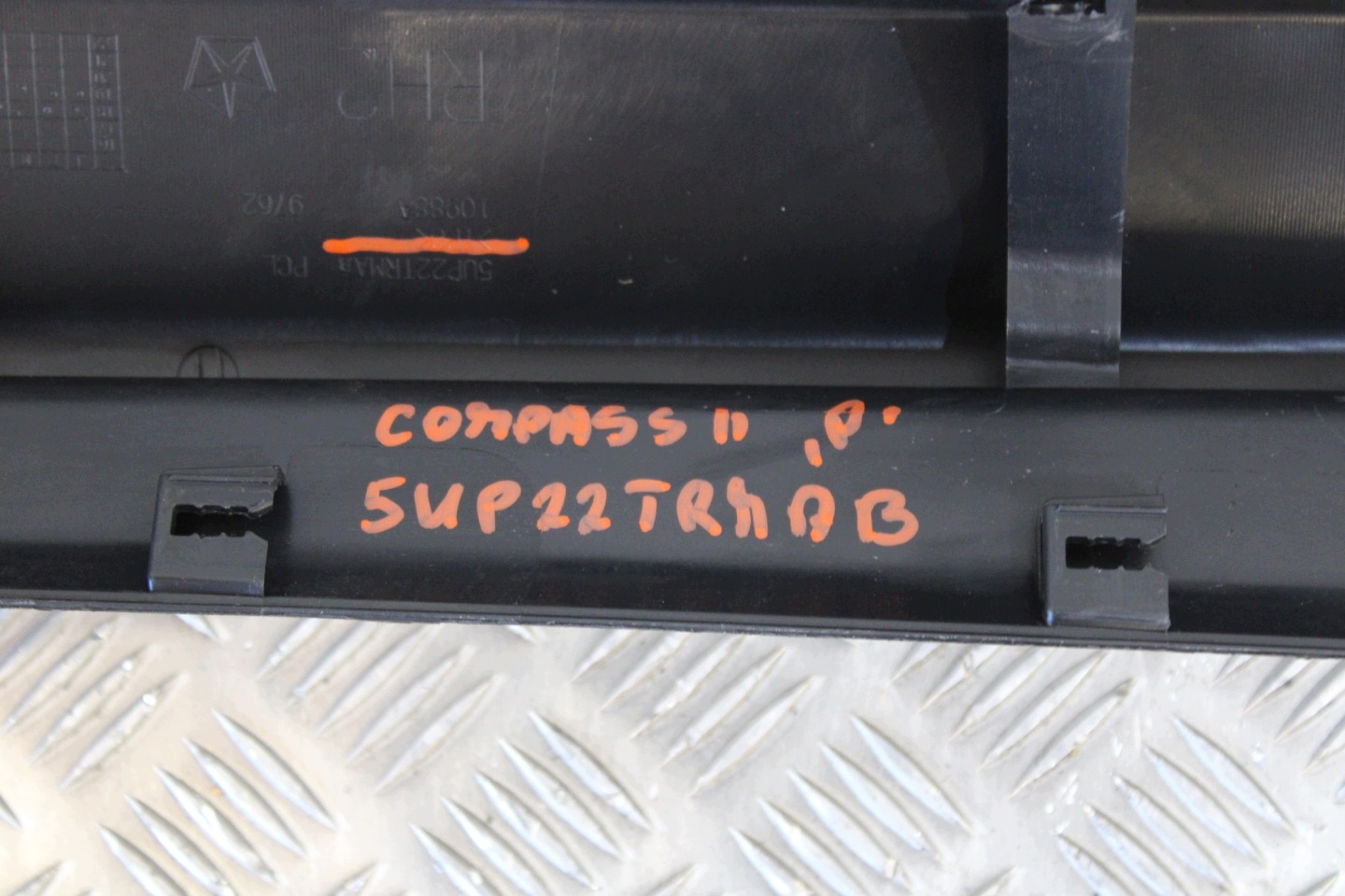 cap threshold threshold right 5UP22TRMAB JEEP COMPASS II 2 1.4T