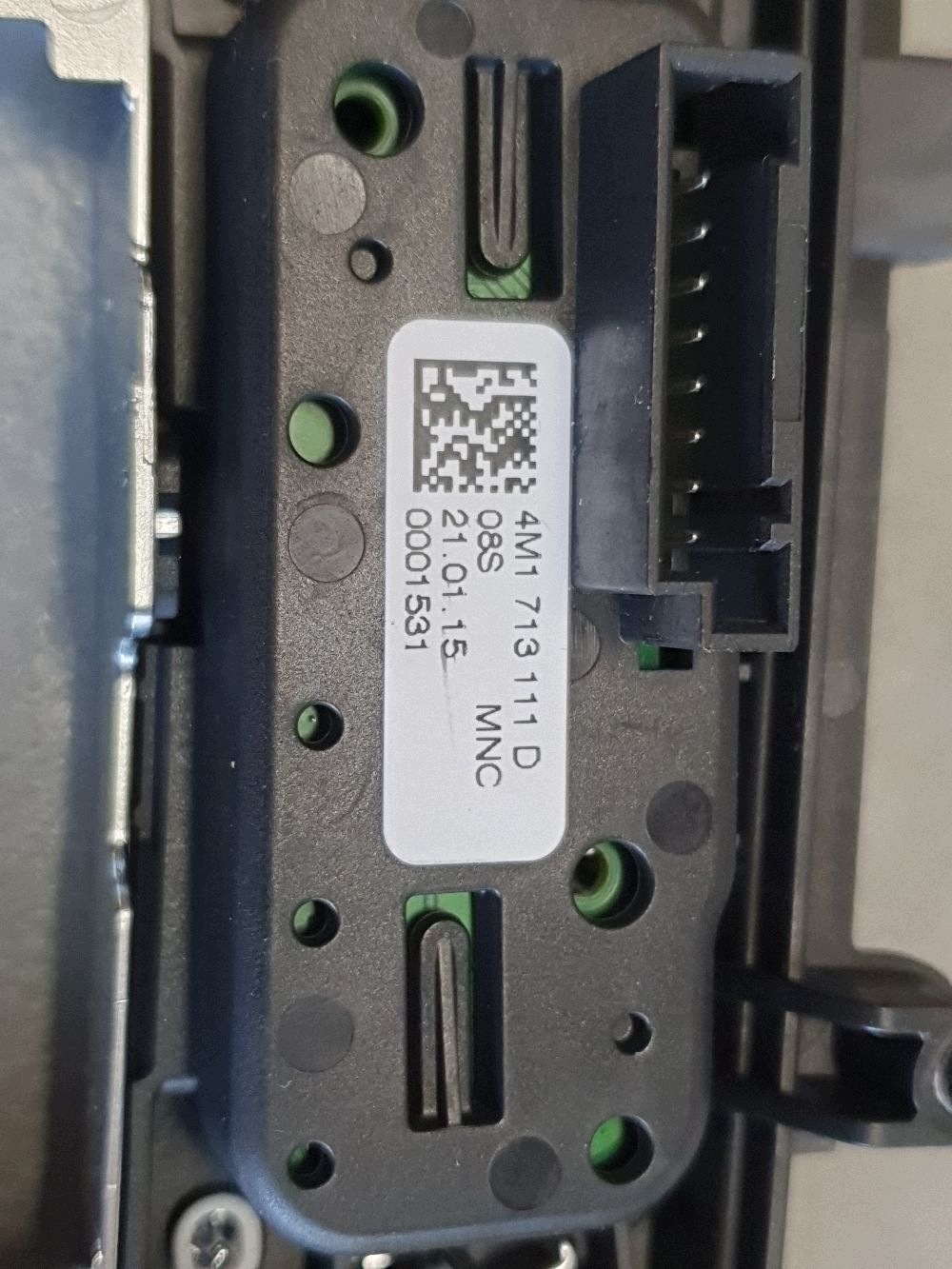 Audi Q7 4M Châssis du levier de vitesse 4M1713111D