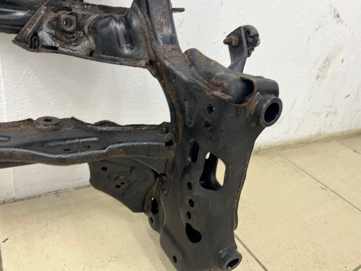 AUDI A6 C7 4G A7 4G8 2.8 FSI front subframe PRZENDIE 4H0399345M