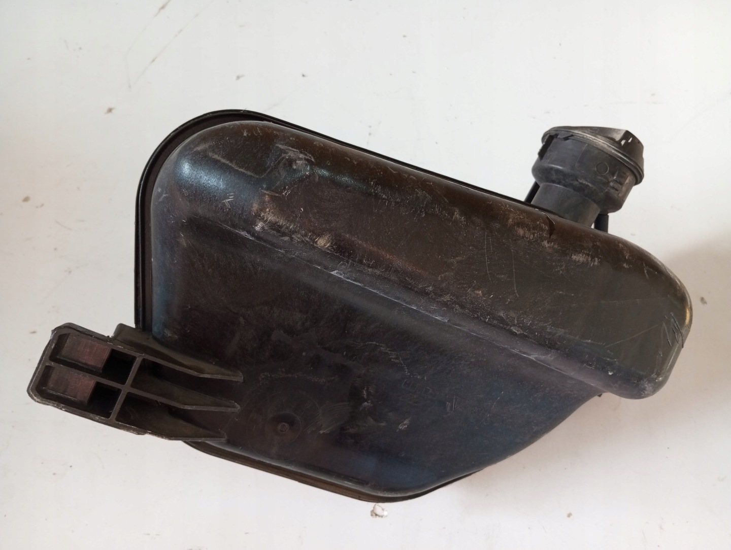 Scheibenwaschbehälter PORSCHE CARRERA 991 991106097