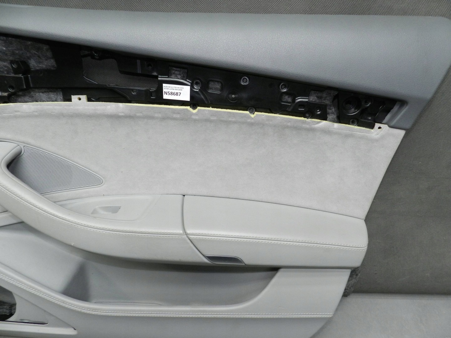 Audi A8 S8 D4 4H side door right front