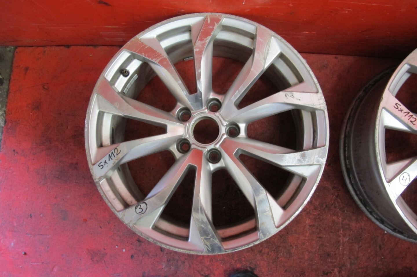 AUDI A4 B6 8E discs aluminium 18 8J ET43 5x112 KBA 562