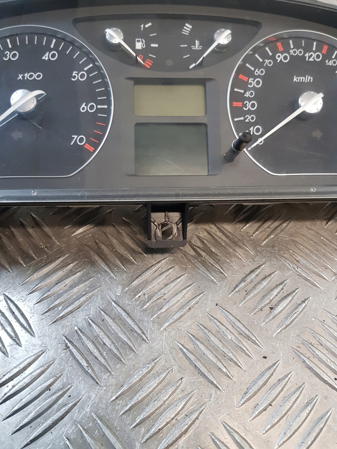 dials 8200218884 RENAULT LAGUNA II 1.8B 01R- EUROPA