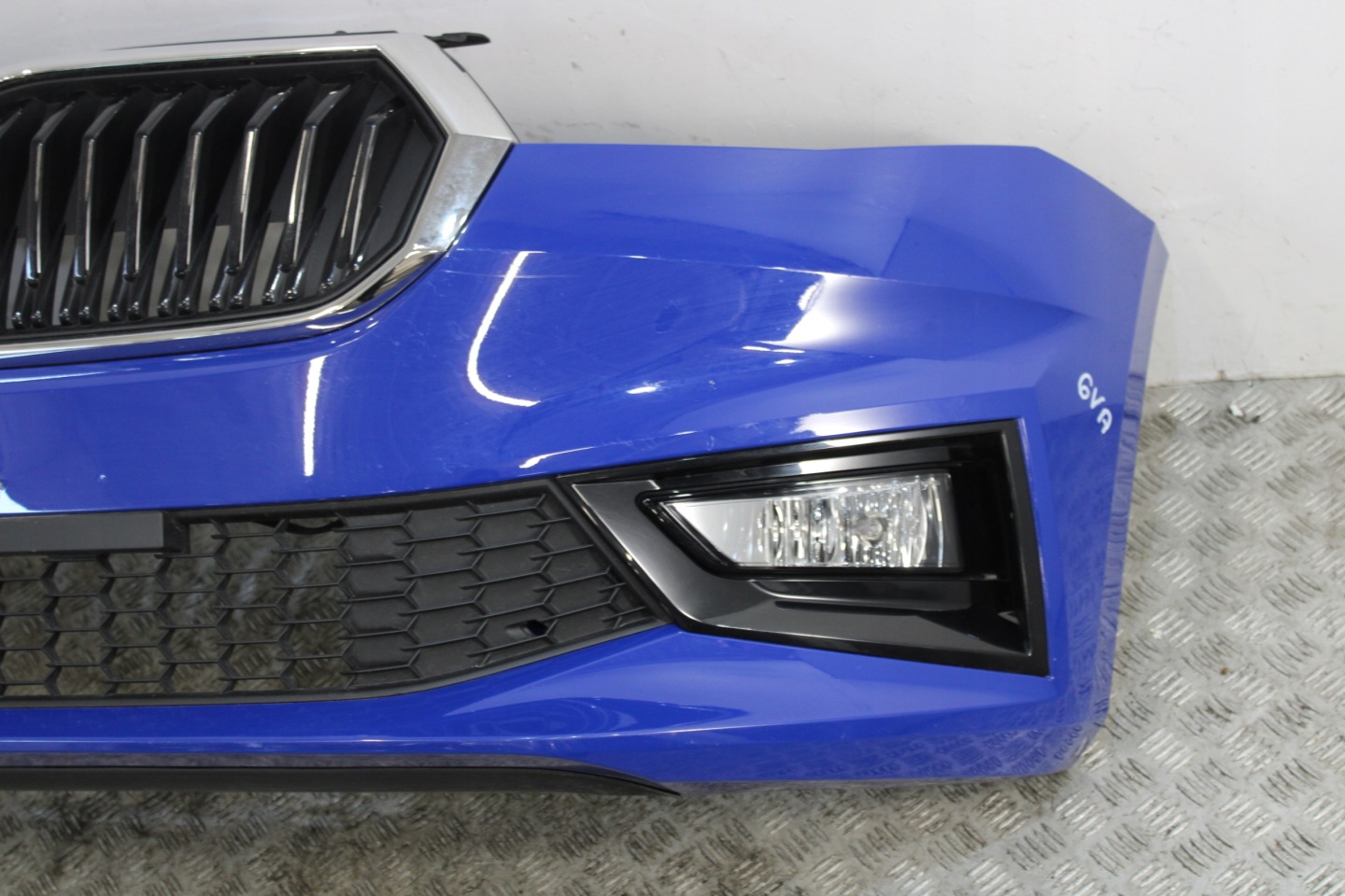 bumper front front SKODA FABIA IV 4 6VA