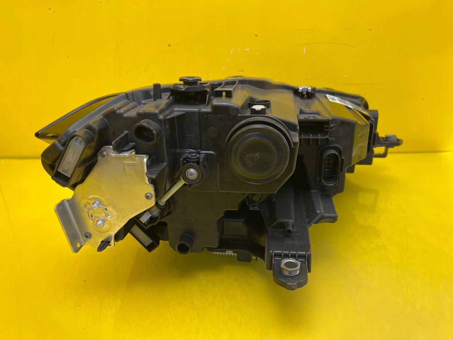light left front Skoda Superb IV 3P Full Led 24- 3P1941015