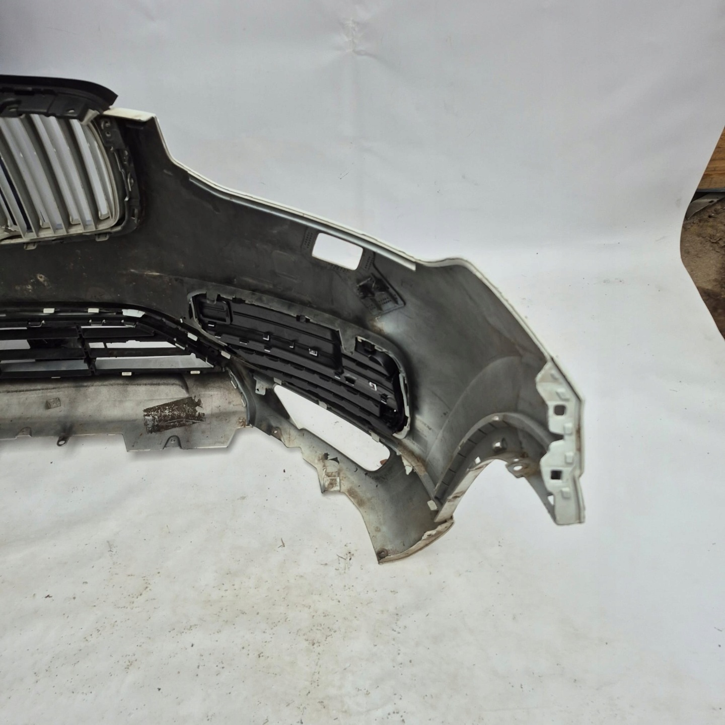 VOLVO XC90 II 15- bumper front front grill SPR PDC 31690641
