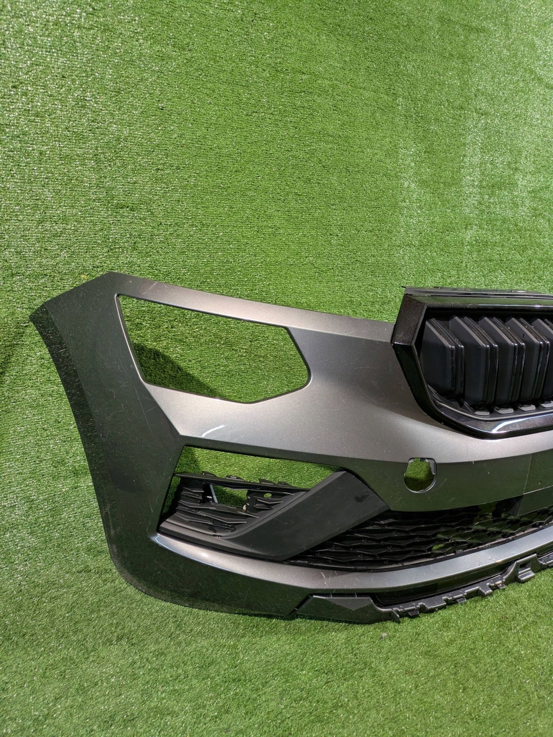 front bumper front SKODA KAMIQ LIFT 23- without PDC NR.Z15