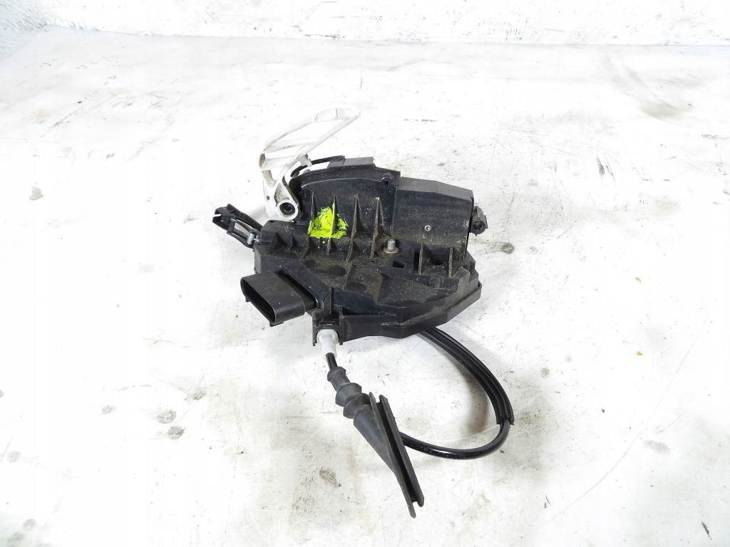 FORD FIESTA MK7 lock door front right AM5A-U21812-BE