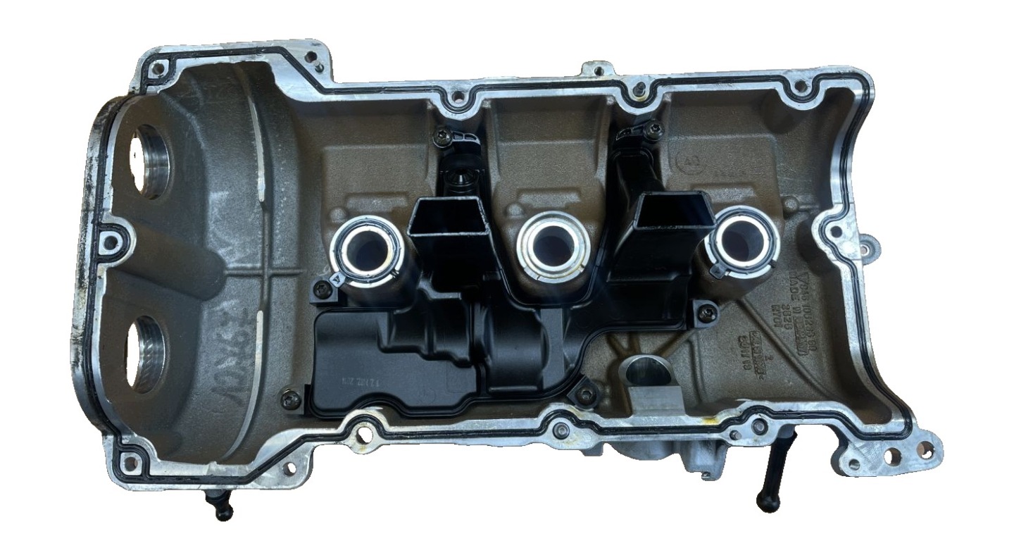 PORSCHE MACAN et S 95B 3.0 V6 CTM 14-18 Couvercle de poussoir Droit 94610523660