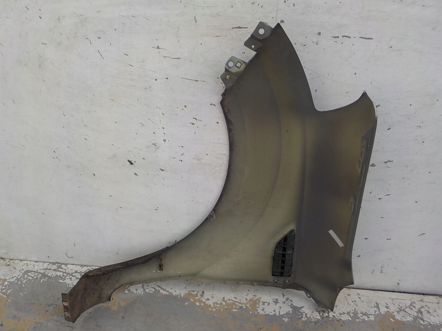 162 KIA SOUL and 09-13 fender right front front