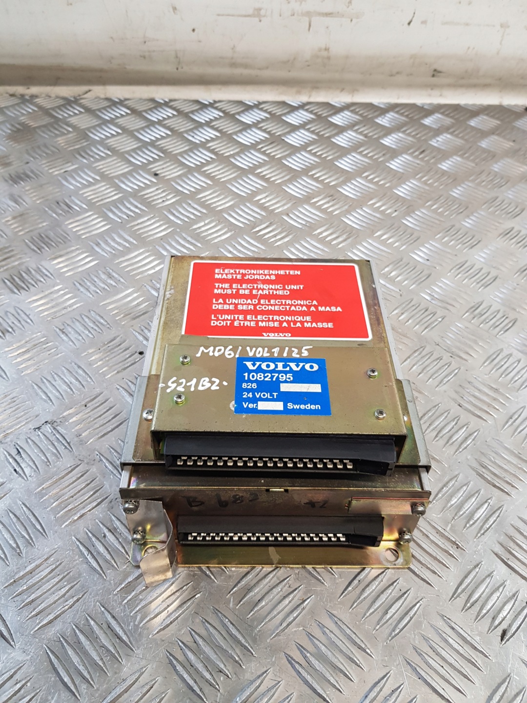 JEDNOSTKA STERUJACA VOLVO 1669865 + control unit 1082795