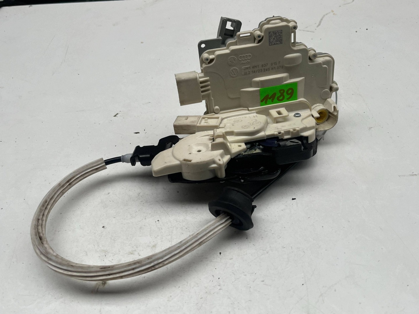 AUDI Q7 4M lock door left front DOCIAG 4M1837015F @M