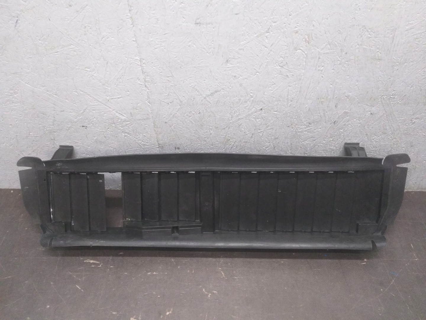 support panel for radiators blinds air line MERCEDES E class W213 A2135002900