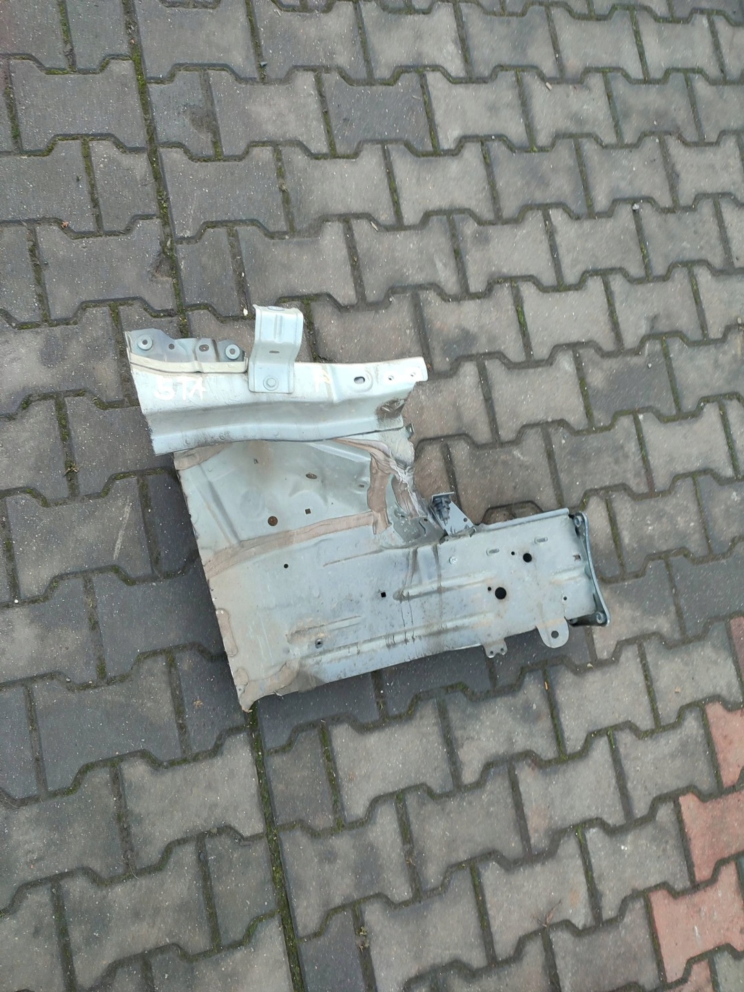 Volkswagen Touran III 2020 front side right quarter front