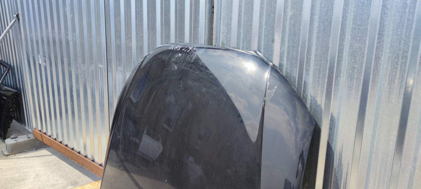 Capot AUDI A4 B8 LZ9Y Endommagé. 08-11