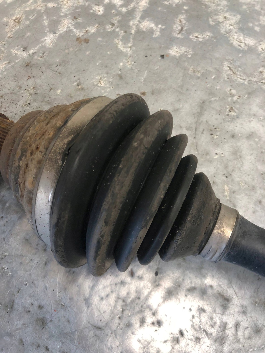 semi-axis left VW 1K0407271BJ