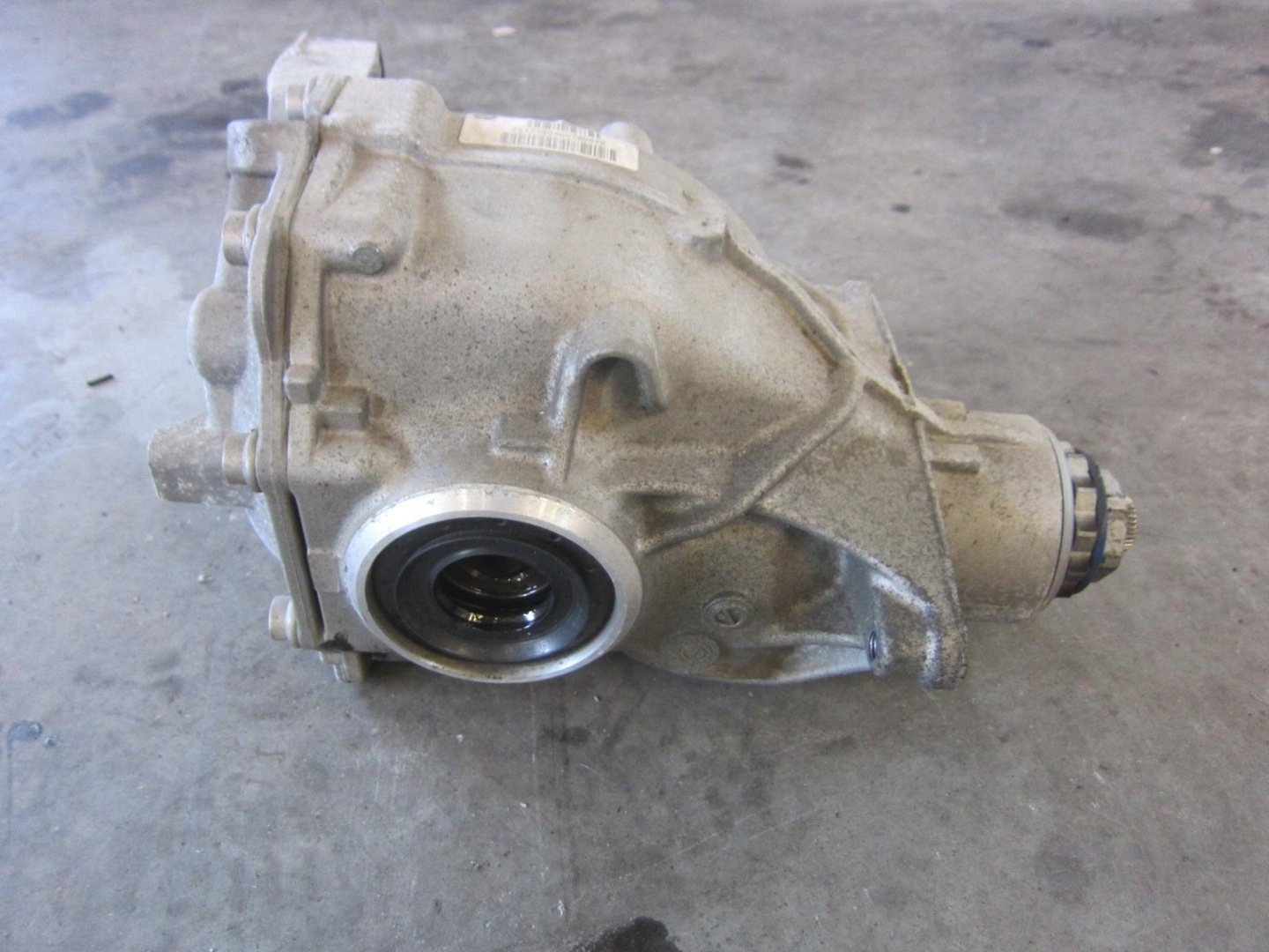 BMW X3 G01 B46 X4 G02 differenciál hátsó differenciál differenciál 3.38 8686219 33108686219