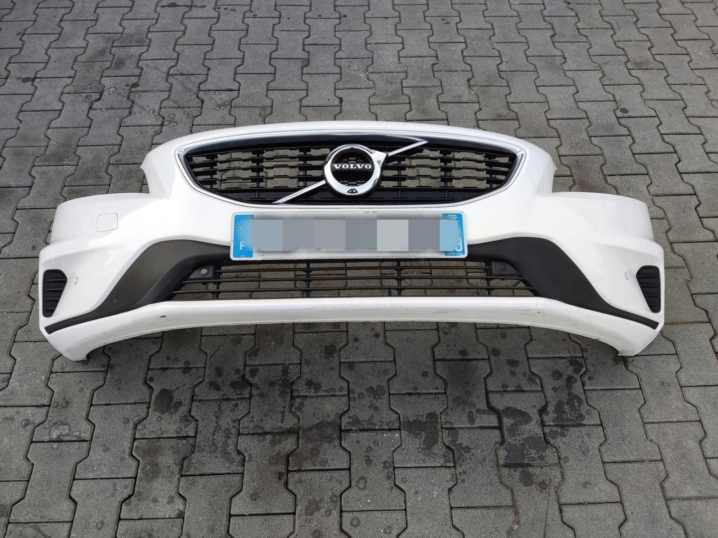 bumper front complete PDC sensors VOLVO V40 II LIFT 2016-2019 R-design