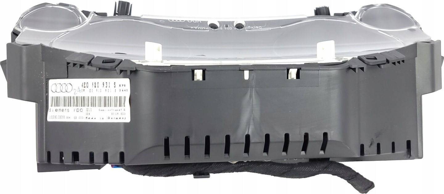 AUDI A8 D3 LIFT dials clock dials 4.2 TDI 4E0920931S EUROPA