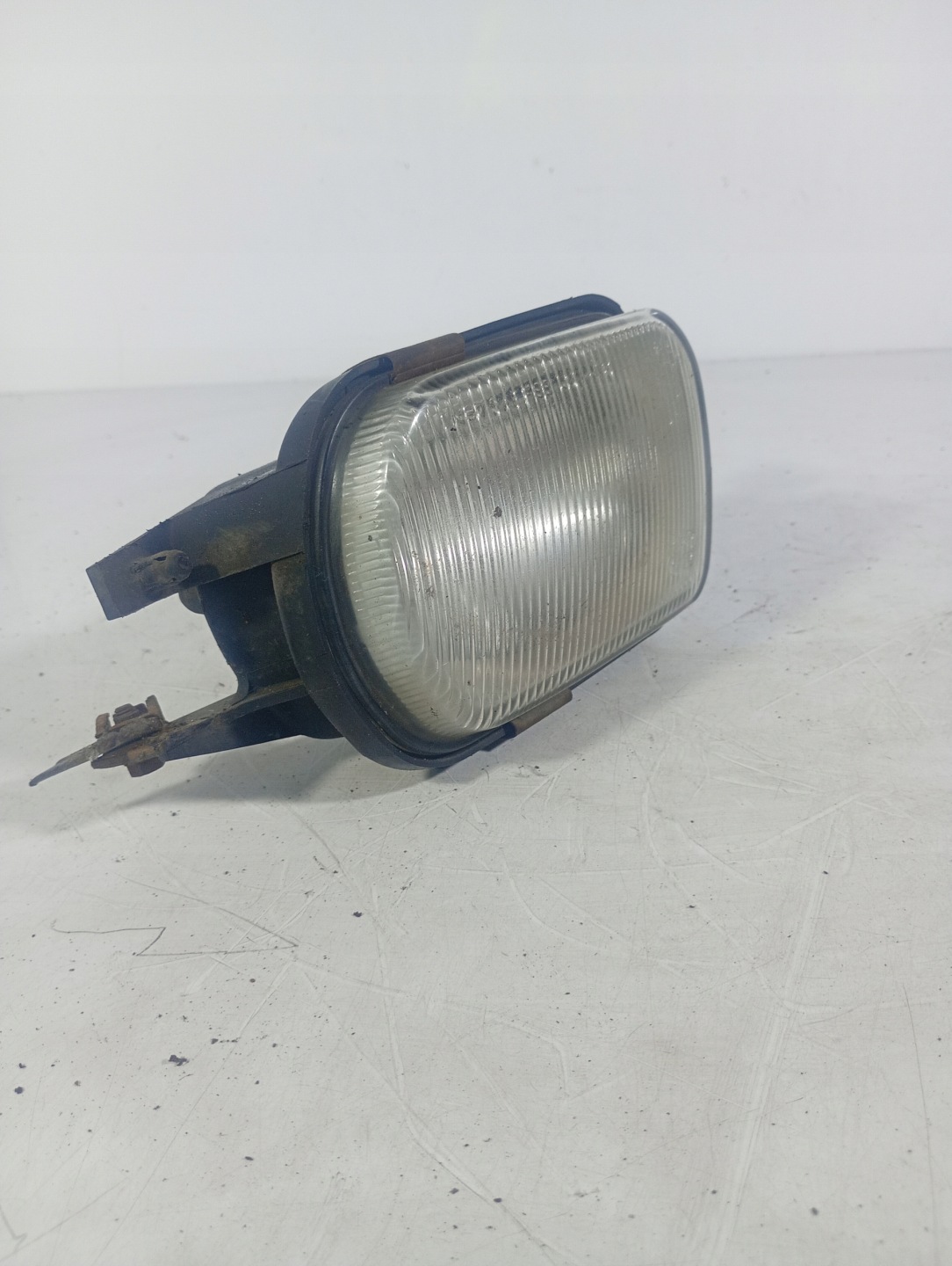 MERCEDES W215 99-06 fog light right front front OE 2158200656