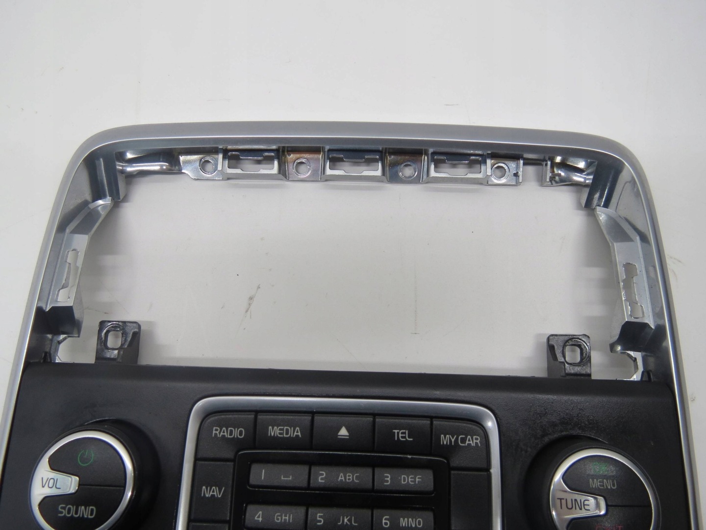 PANEL RADIA/klimatizaci VOLVO V60 a S60 II 31351653 (2013-2018)R.