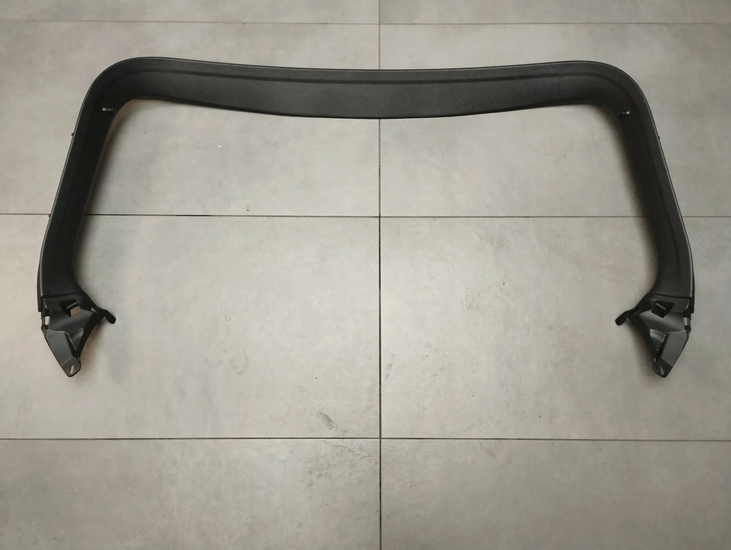 Audi A1 8X cover bonnet rear part 8X3867973