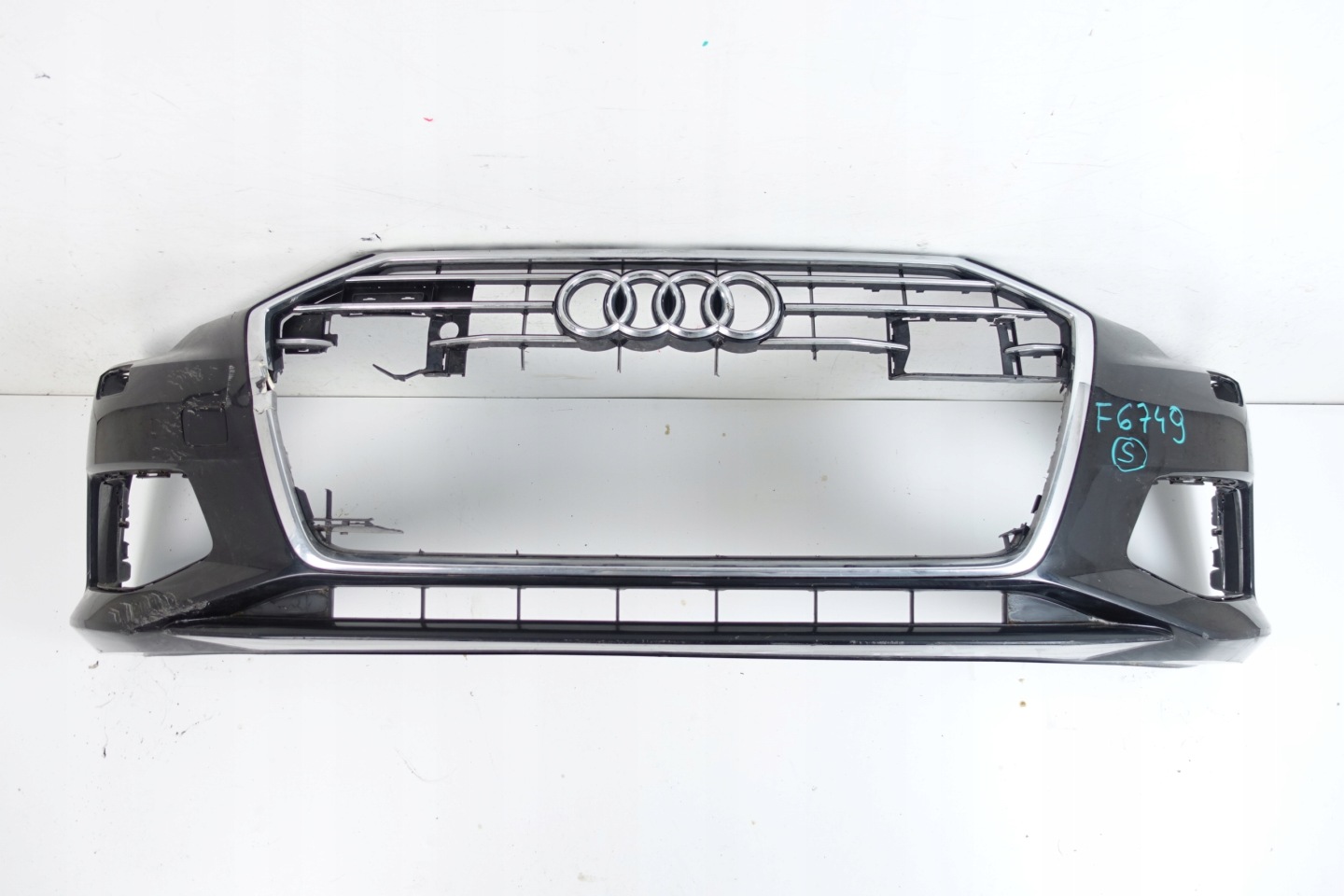 AUDI A6 C8 4K0 2018- bumper front front 4K0807437A