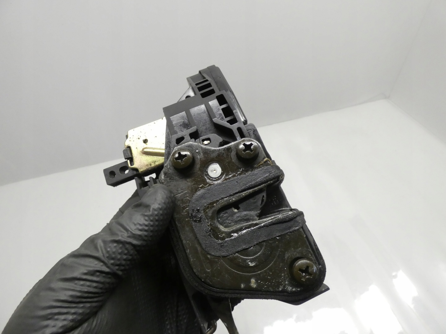lock door right front HYUNDAI MATRIX 01-10 5PIN