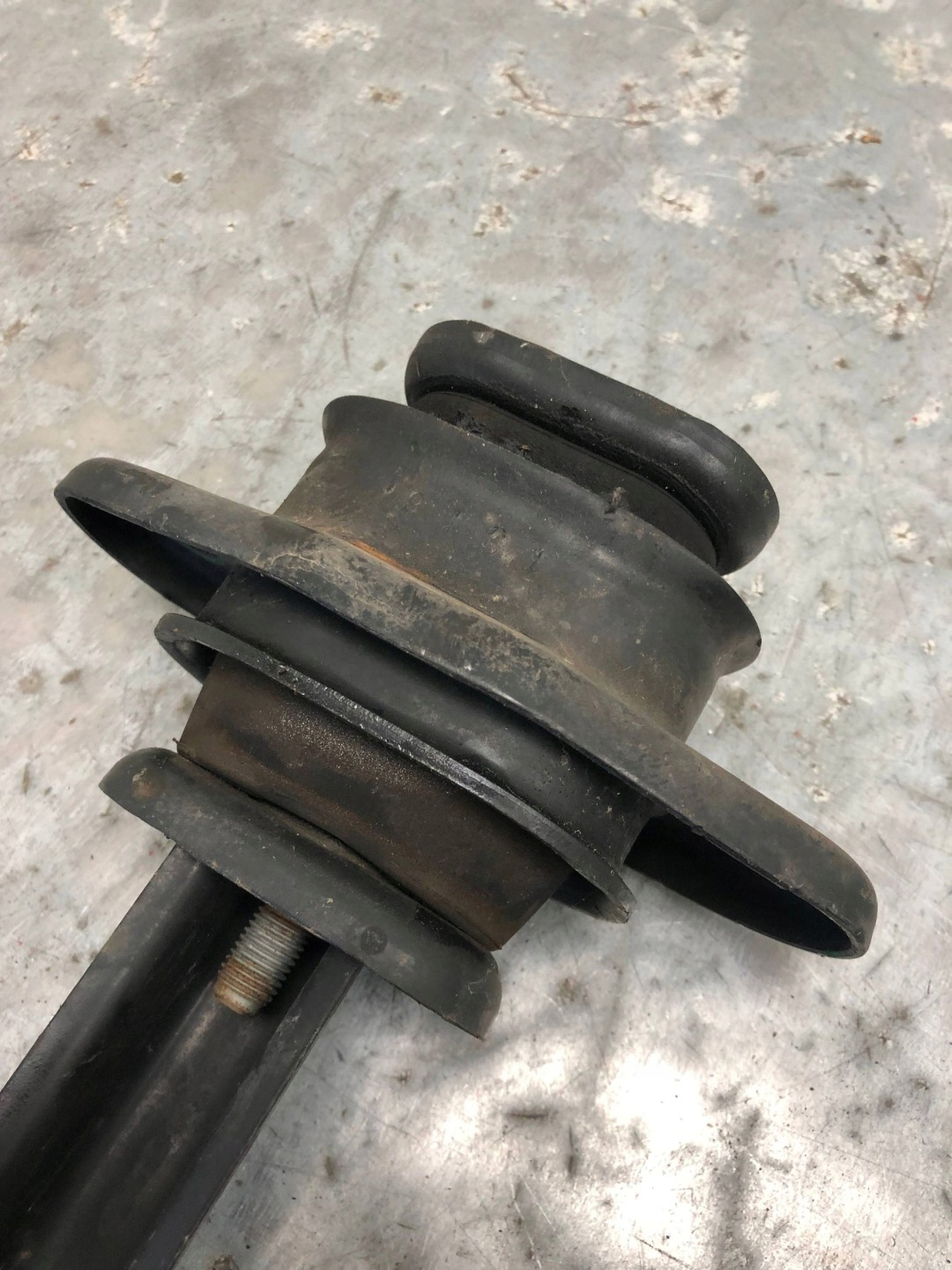 holder engine mount KIA PICANTO III 21950G6050