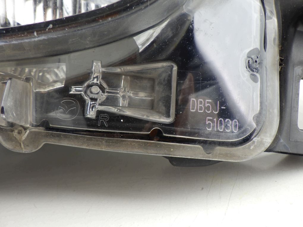 MAZDA 2 II IV DL 14- light right left