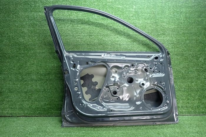 VW PASSAT B8 door left front front