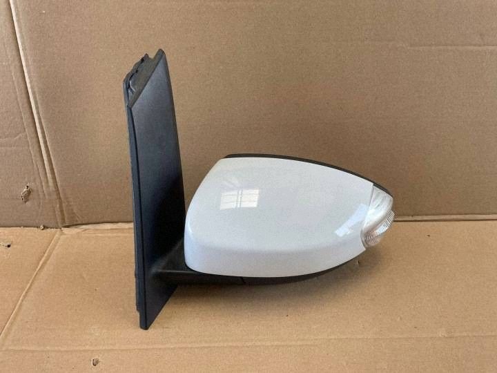 mirror side front side left Ford C-MAX II 6 pin Frozen White