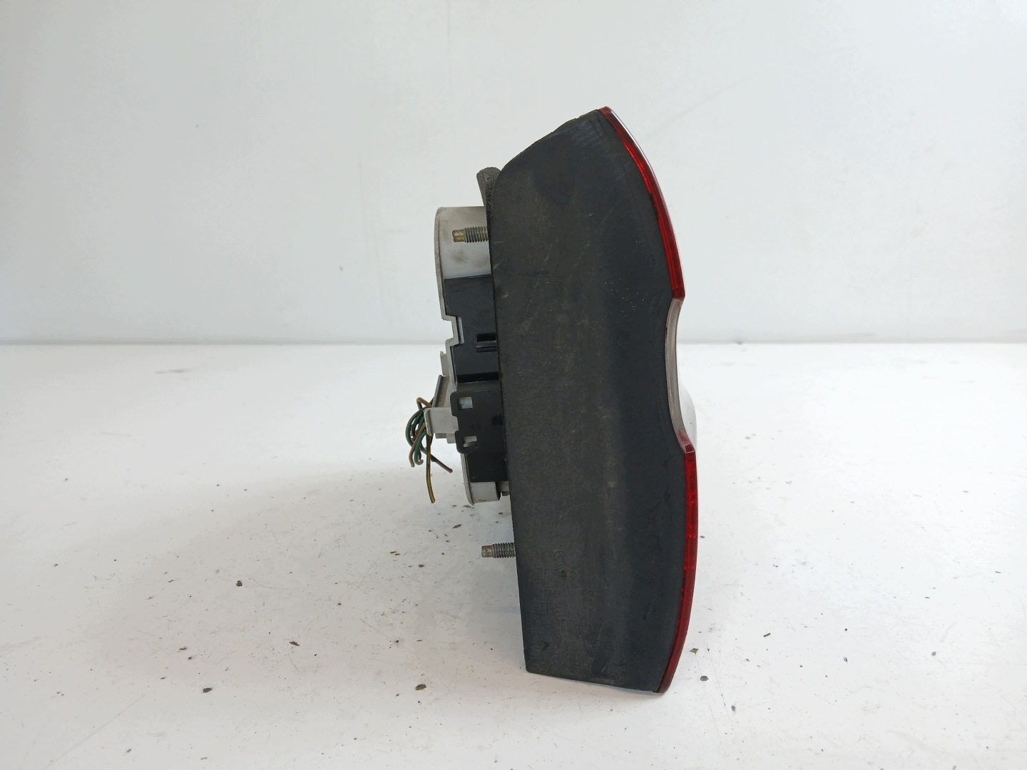 VOLVO V40 and light right rear part