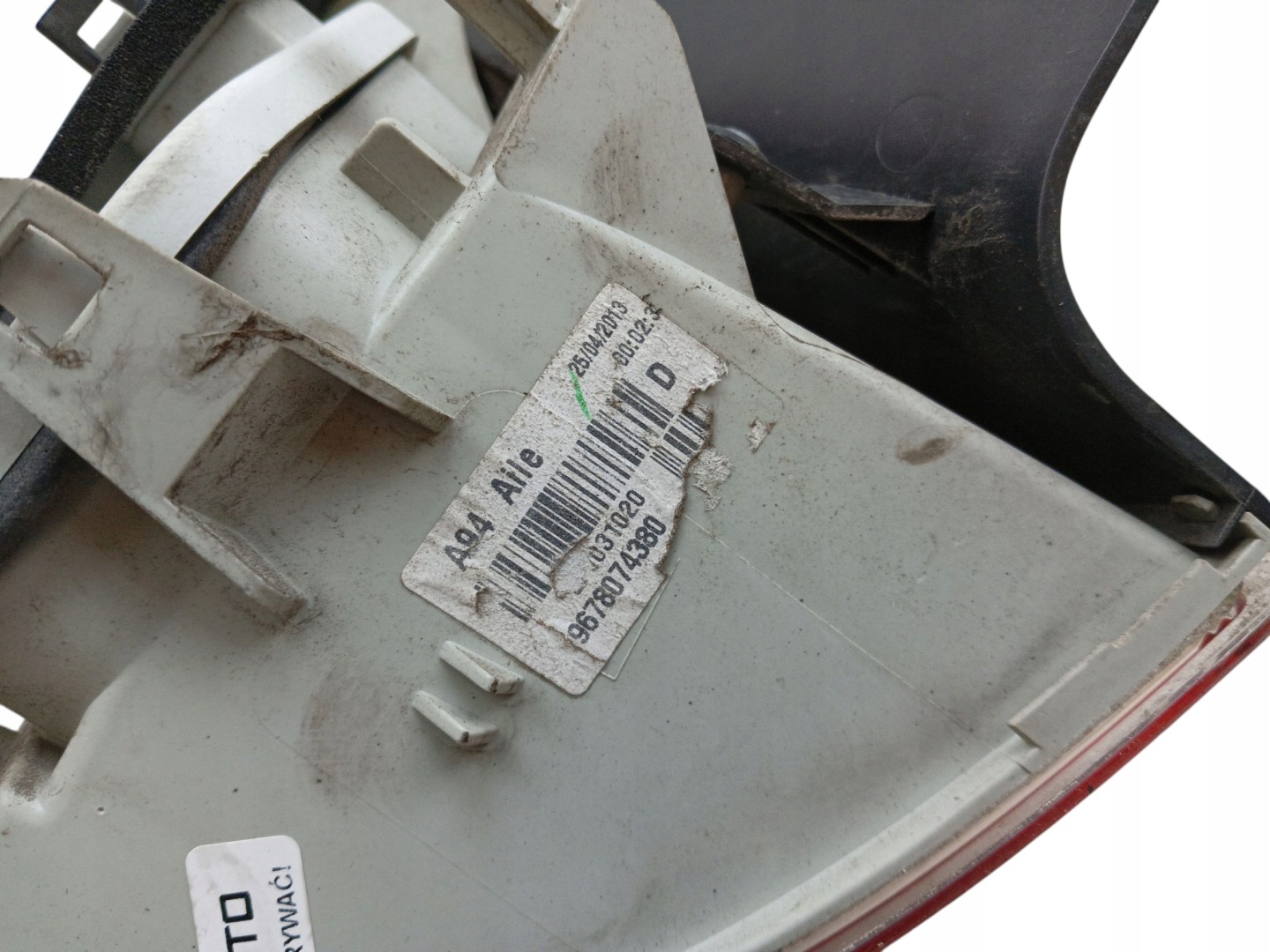 light right rear part PEUGEOT 2008 and (2013-2016) 1.6 e-HDI 92KM 9678074380