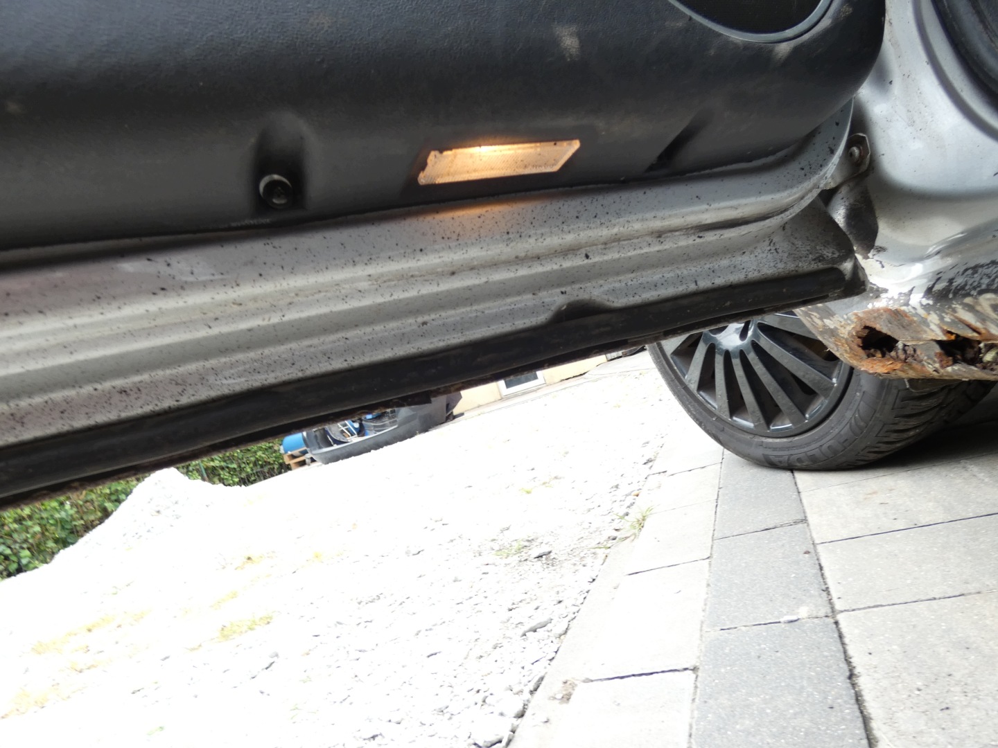 door left front front ALFA ROMEO 159 05-11 colour 565/A