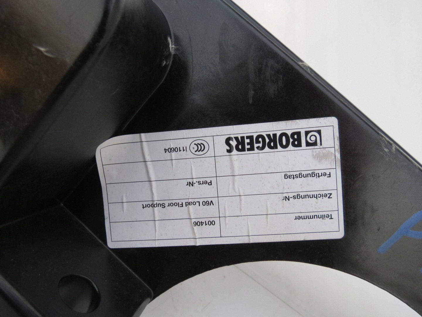 Support plaque Sol Porte coffre hayon VOLVO V60 31484278